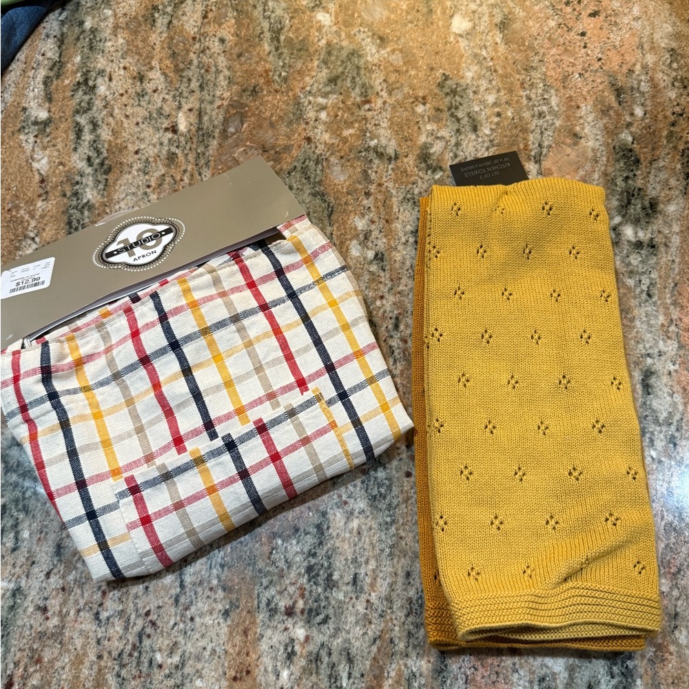 Yellow and Plaid Chef’s Apron and Kitchen Towel Set